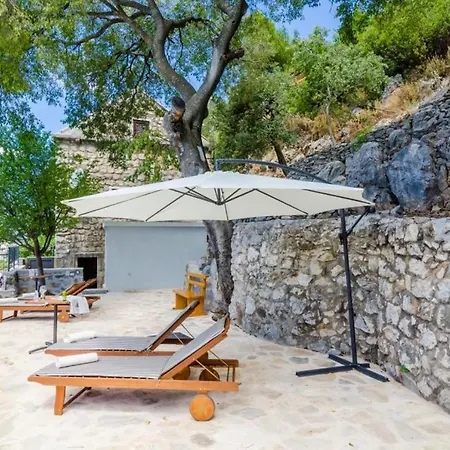 Daire Shining Star - Attic Studio With Patio And Sea View *
